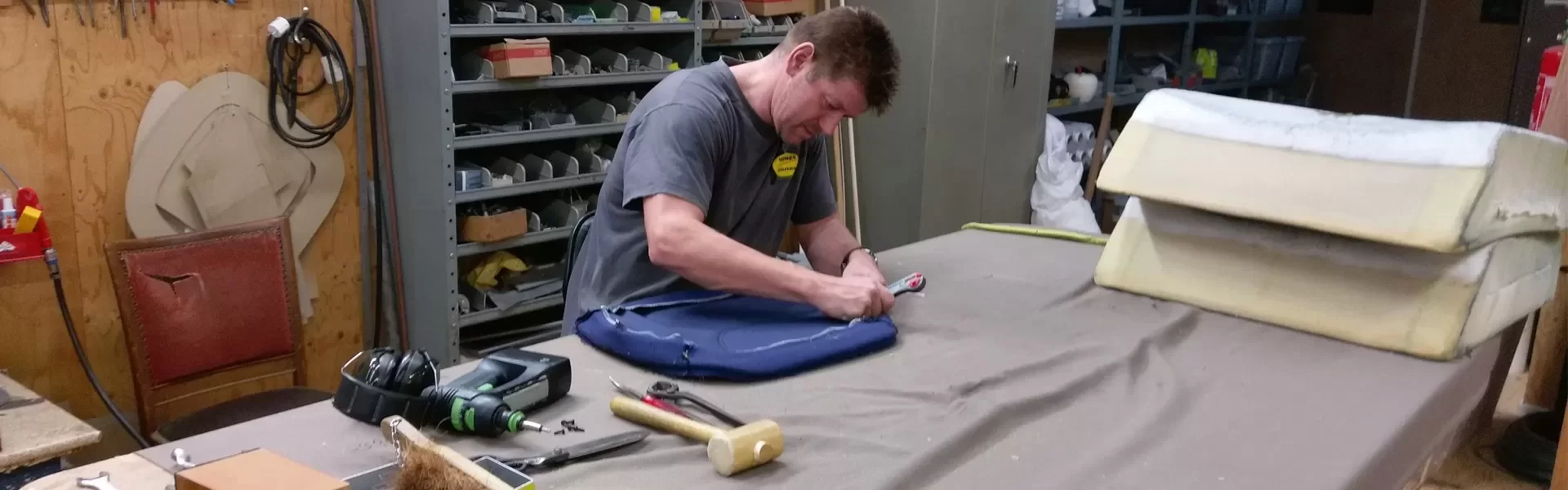 752-diensten_meubelstoffing_header_Uithuizen.webp 752-diensten_meubelstoffing_header_Uithuizen.webp